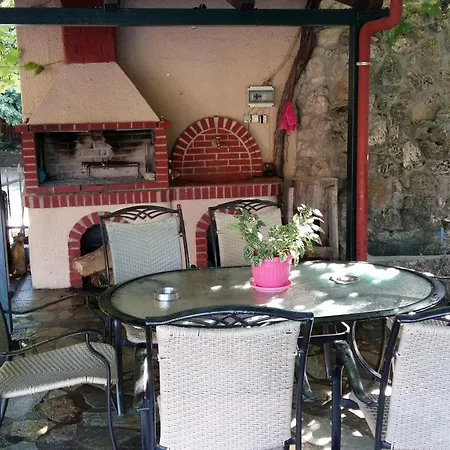 Pensjonat Oneiro Káto Loutrákion